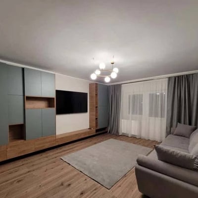 Аренда комфортной 2-комнатной квартиры 58 м² с отдельной кухней в районе Inel 2, Констанца, Румыния